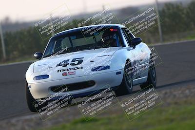 media/Jan-18-2026-CalClub SCCA (Sun) [[8bc6468723]]/Group 7 Race/Turn 1/